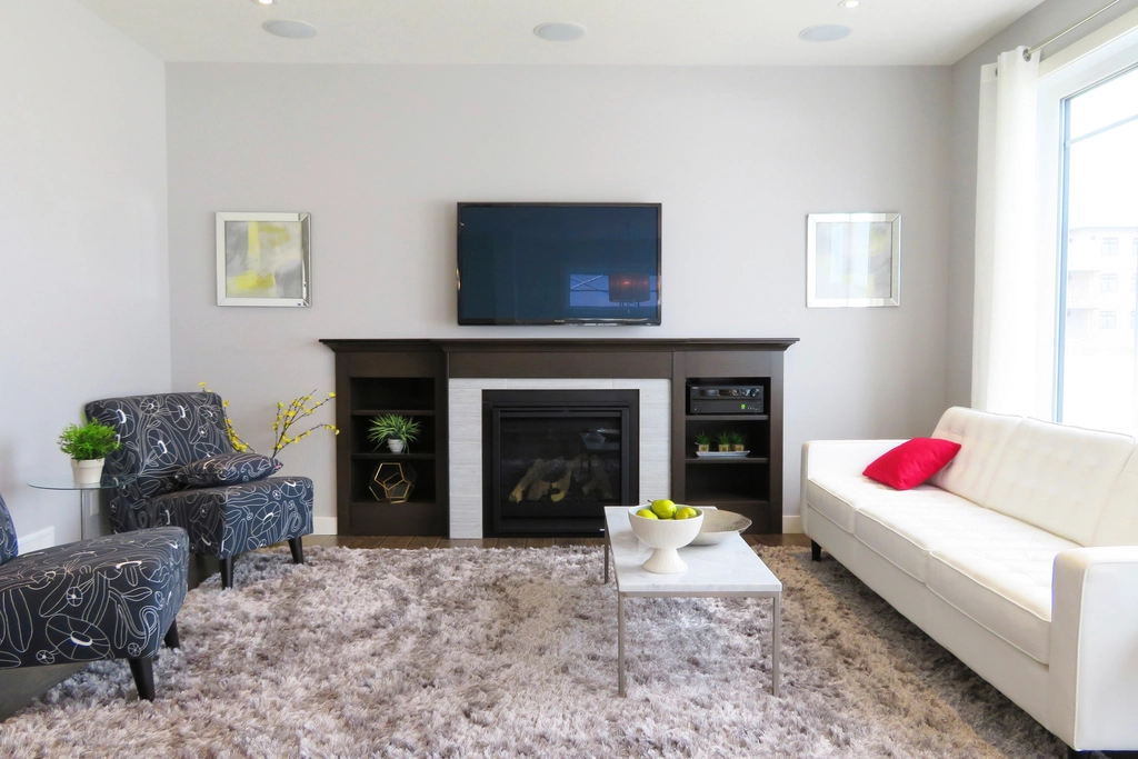 Salón de un apartamento turístico bien cuidado